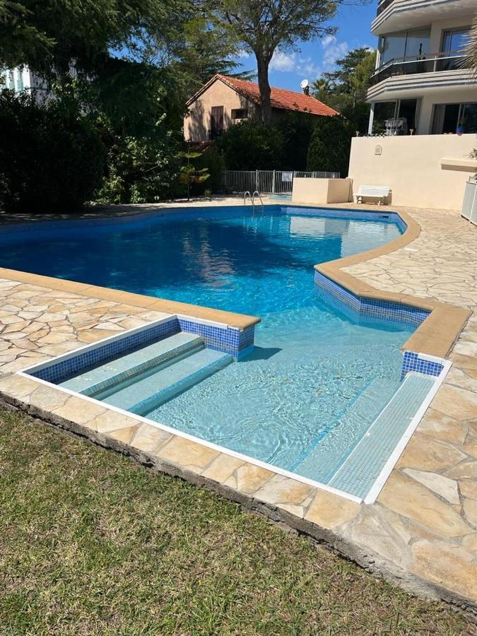 La Paisible Apartment Saint-Raphael  Luaran gambar